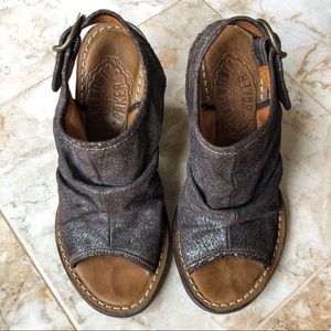 Fiorentini + Baker metallic brown chunky heels